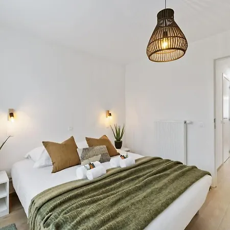Beautiful Bel-etage In Apartamento *