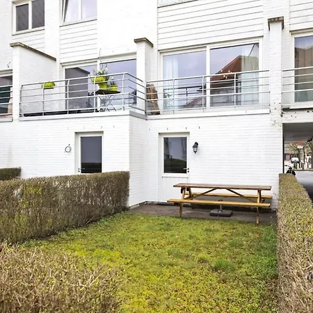 Beautiful Bel-etage In * Blankenberge